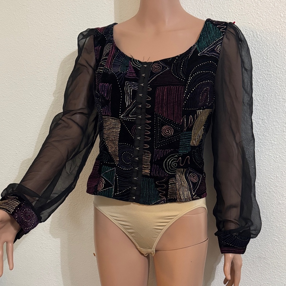 By choice VTG Sheer Sleeve Geometric Pattern Top